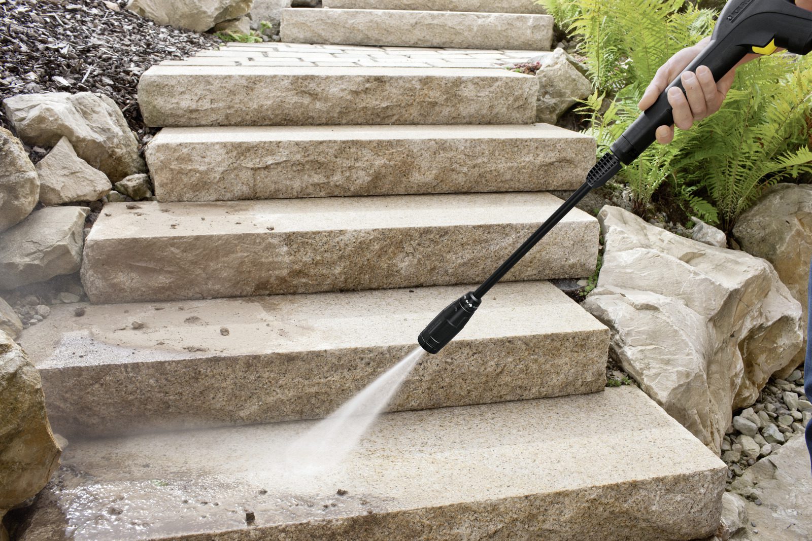 Karcher K3 Classic Pressure Washer2 6.jpg